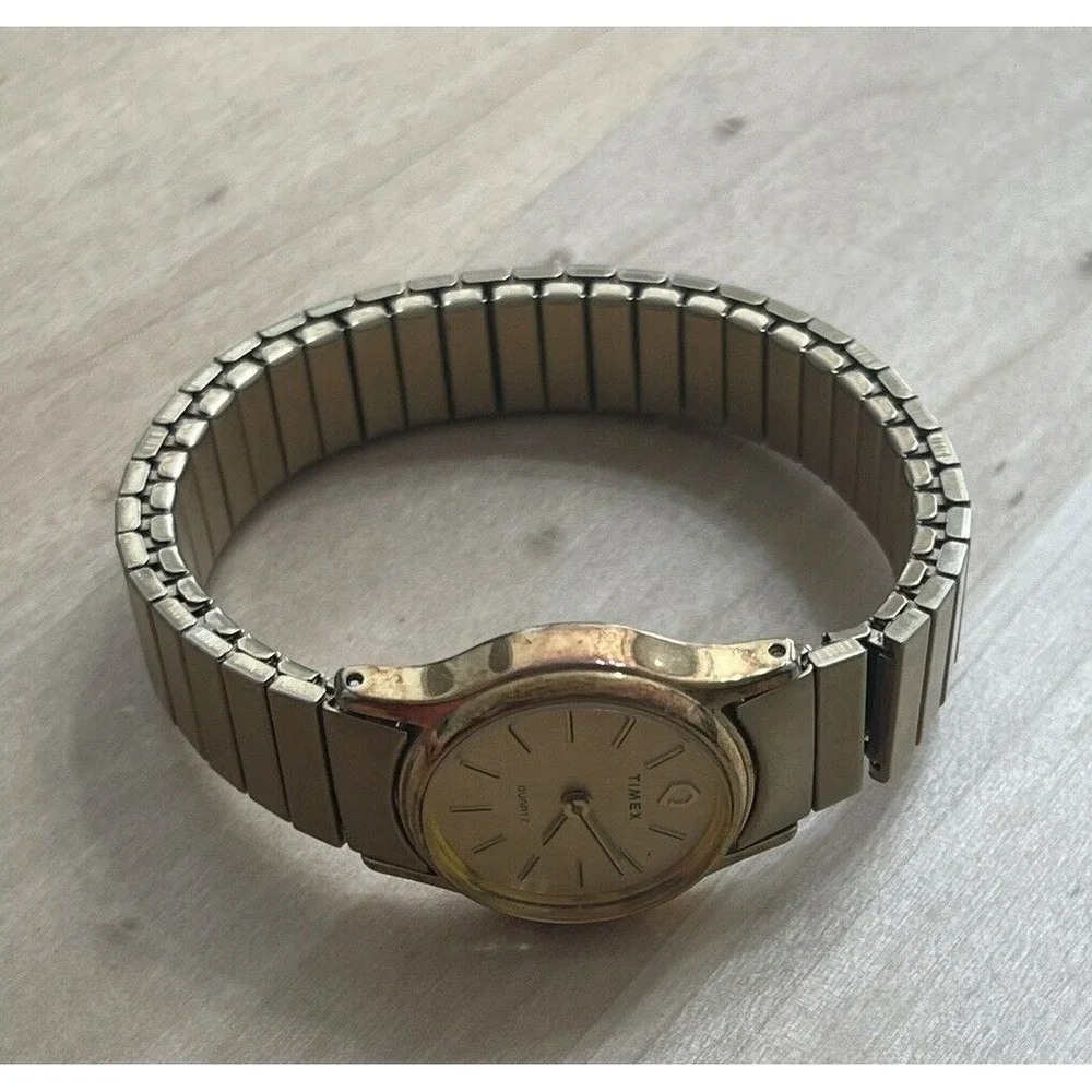 Vintage Ladies Timex Wrist Watch 